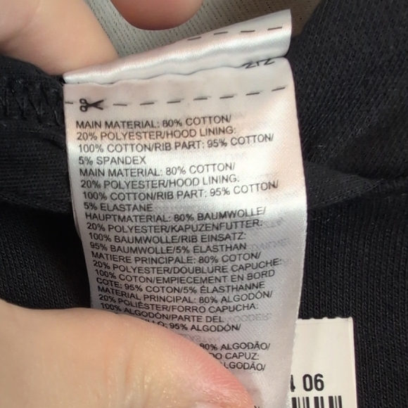 Reebok Black Hoodie with Pink Logo - Picture 5 of 5